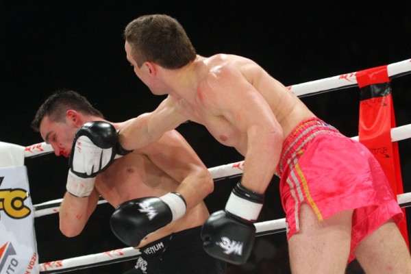 WFC 10: Night of Champions - rezultati