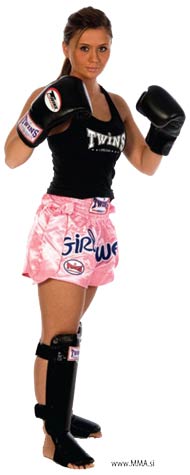 Twins Special oprema za Muay Thai, MMA
